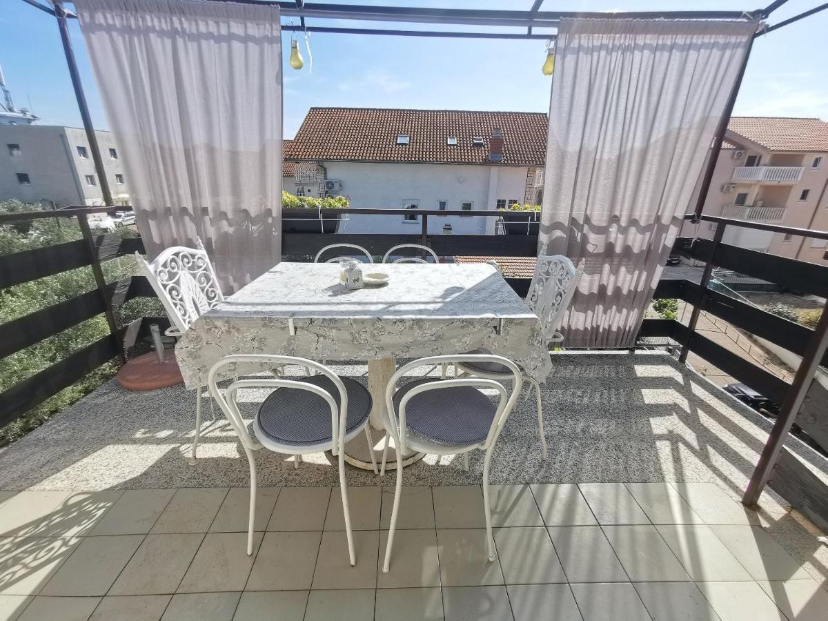 Apartments Milenko Vodice Exterior foto